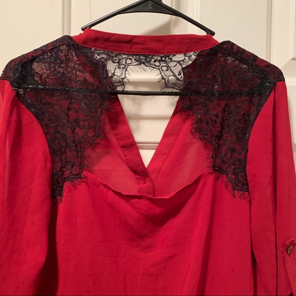 Red blouse - Picture 4 of 4